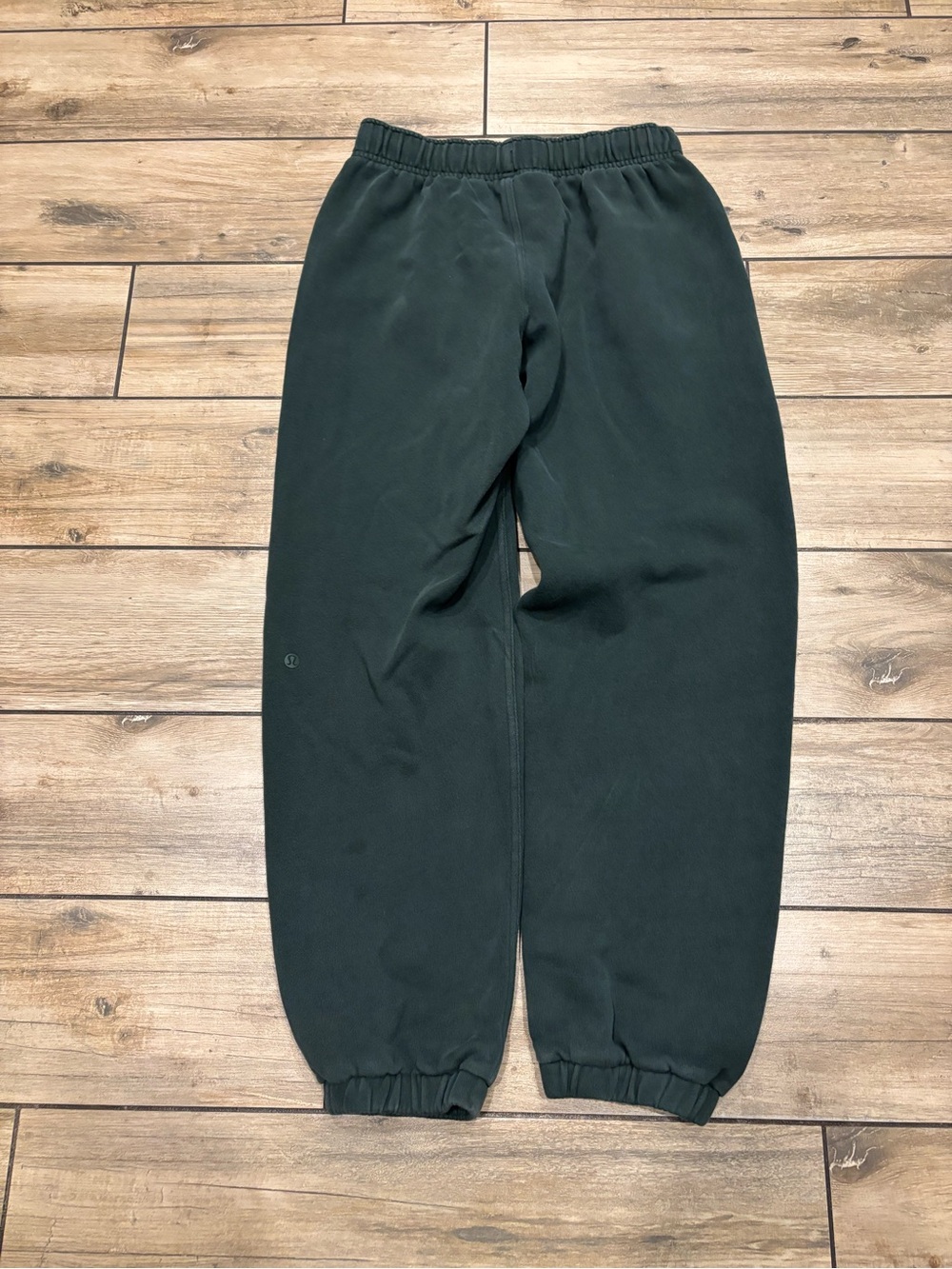 Lululemon Dark Green Oversized Scuba Fleece Joggers Sweatpants Size S 29 Inseam